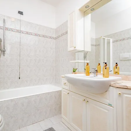 Holiday Time Apartment Bergamo